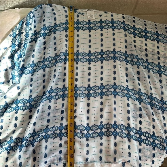 Masseys Elegant Double Top Flowy exterior fitted tank Blue & White Size S - Picture 7 of 9